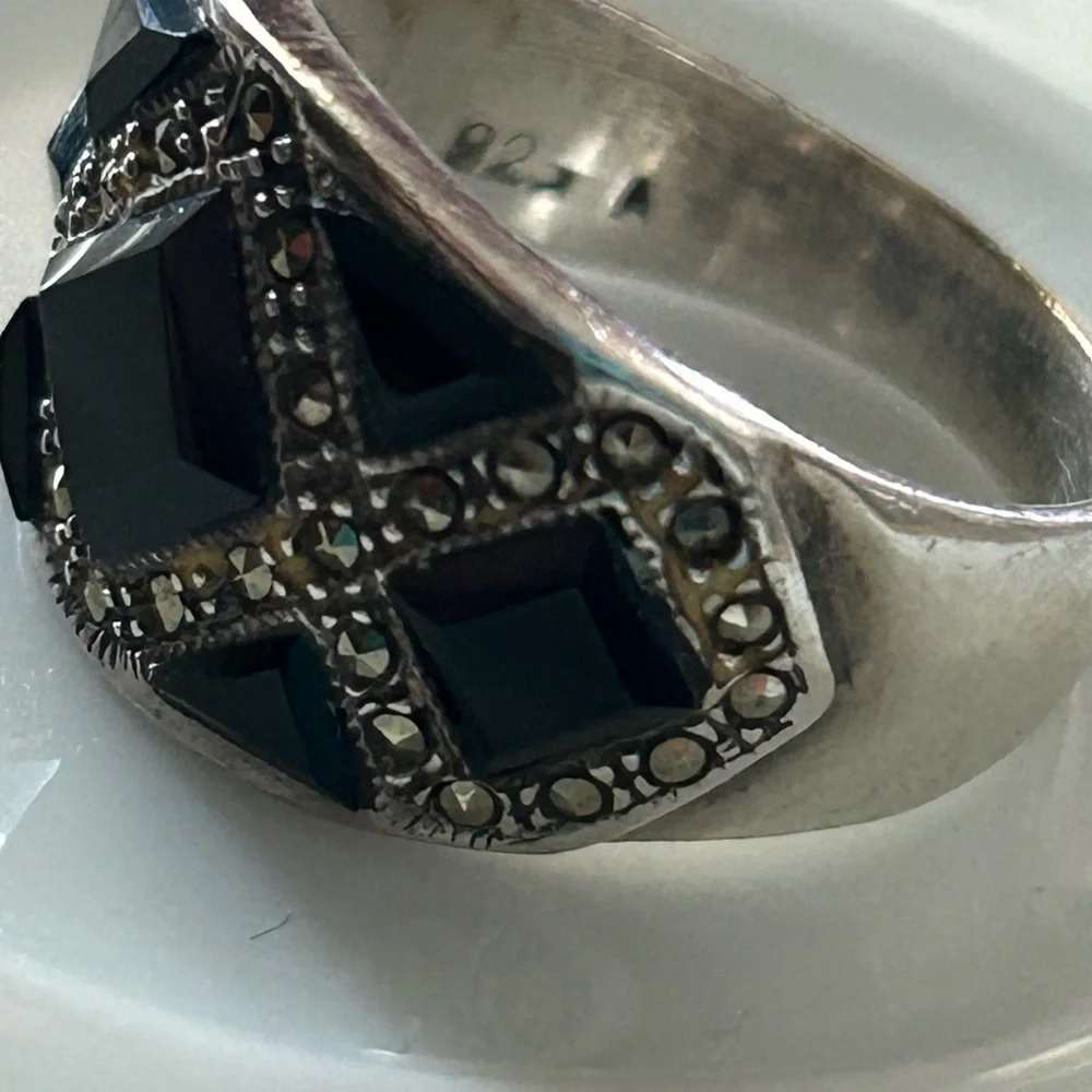 Vintage Black Onyx Crystal & Marcasite 925 Ring
